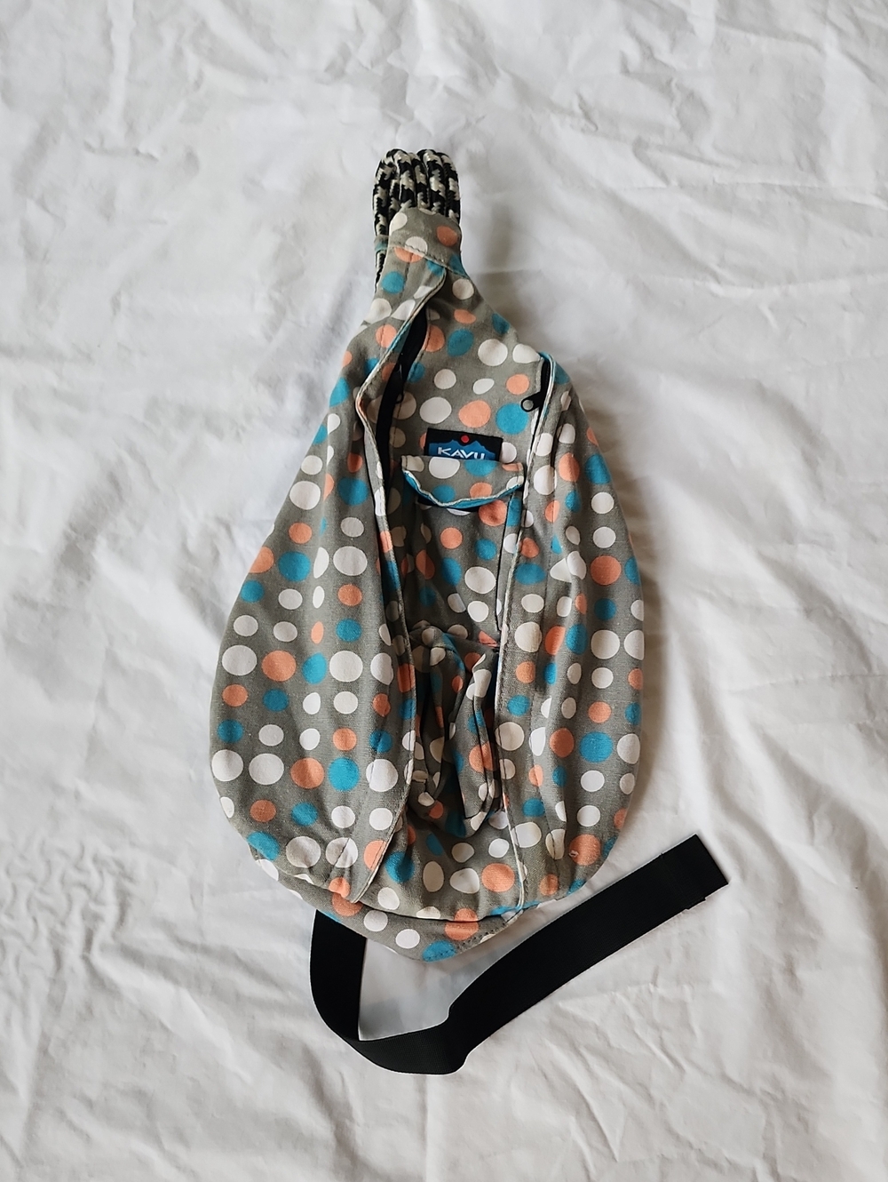 Kavu Crossbody Rope Sling Bag Gray White Peach Teal